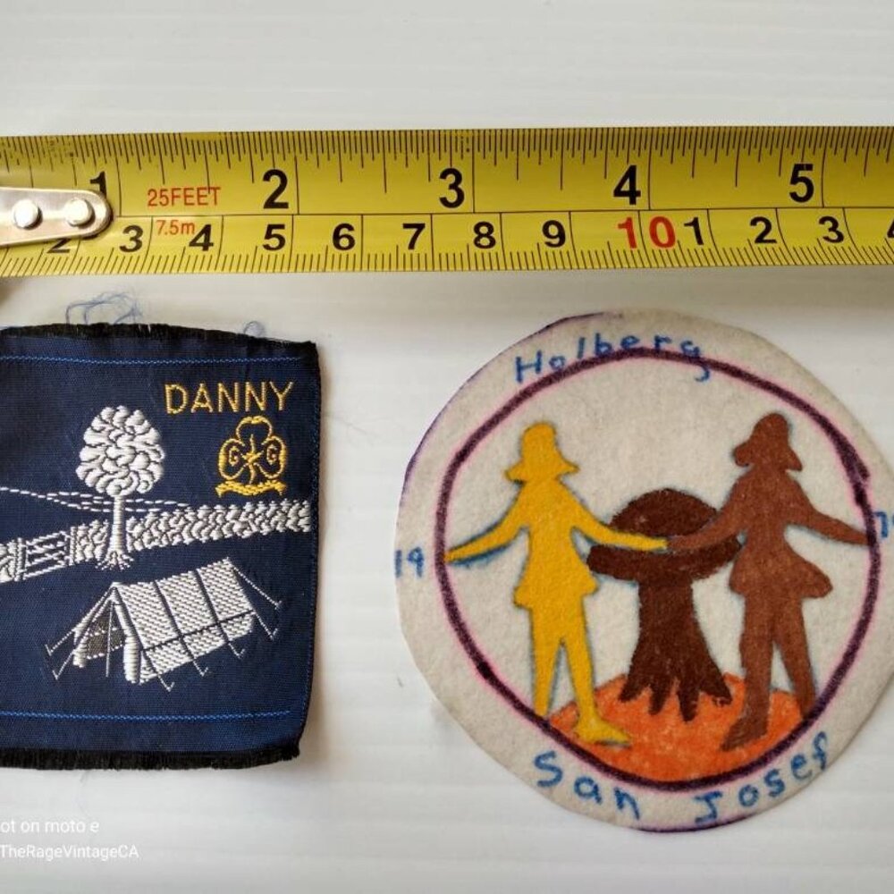 Vintage Girl Guides Patches Brownies Handmade Badge and Blue Camping Ribbon - Picture 5 of 8